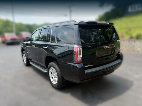 Used 2016 GMC Yukon SLT AWD/4WD image 3