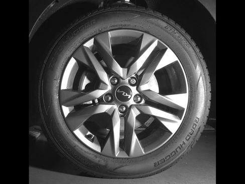 Certified 2023 Kia Seltos S w/ Navigation Package AWD/4WD image 28