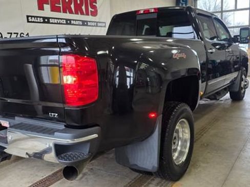 Used 2017 Chevrolet Silverado 3500 LTZ w/ Duramax Plus Package image 7