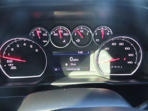 Used 2020 Chevrolet Silverado 1500 LT Trail Boss AWD/4WD image 32