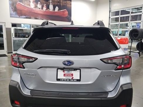 Certified 2025 Subaru Outback Premium w/ Popular Package #1A image 8