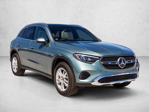 Certified 2026 Mercedes-Benz GLC 300 4MATIC image 3