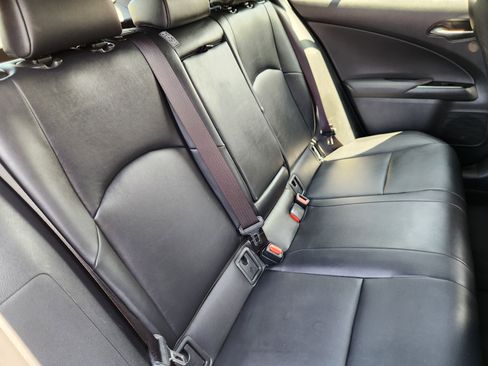 Used 2019 Lexus UX 250h F Sport w/ F Sport Premium Package AWD/4WD image 16