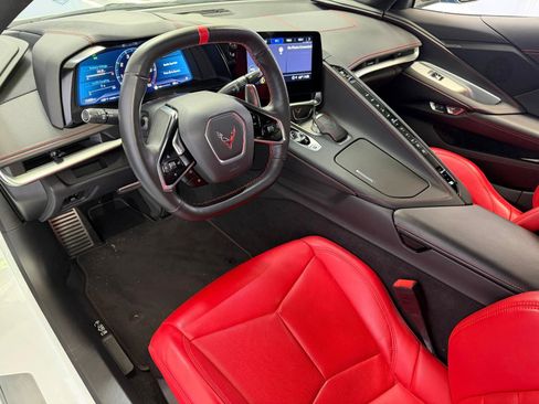 Used 2021 Chevrolet Corvette Stingray Coupe w/ Z51 Performance Package RWD image 16