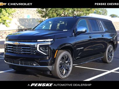 New 2026 Chevrolet Suburban Premier w/ Sun And Tow Package