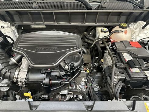 Used 2019 GMC Acadia SLT FWD image 19