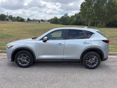 Used 2017 MAZDA CX-5 Touring w/ Preferred Equipment Package FWD image 1