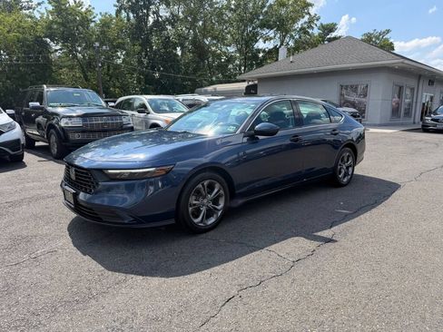 Used 2023 Honda Accord EX image 3