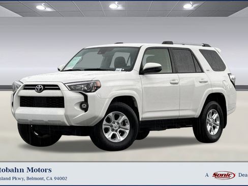 Used 2024 Toyota 4Runner SR5 image 1