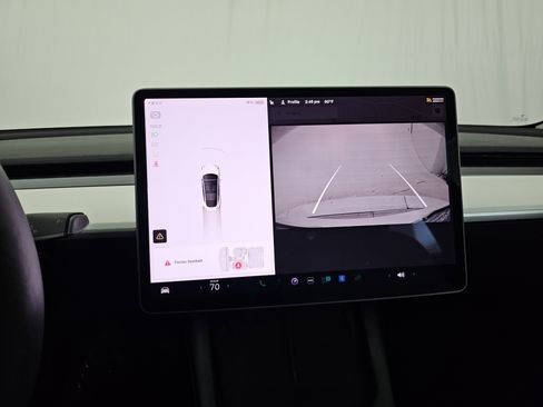 Used 2021 Tesla Model 3 Standard Range Plus image 35