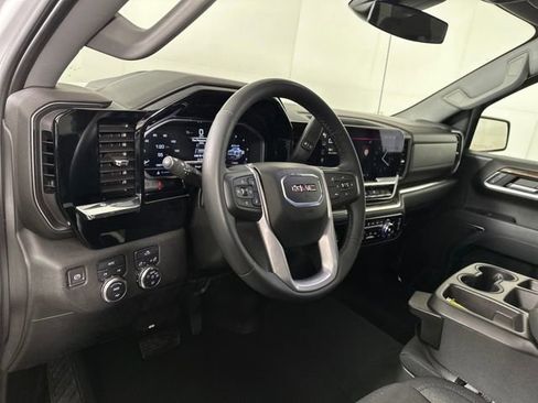 Used 2023 GMC Sierra 1500 Elevation image 13