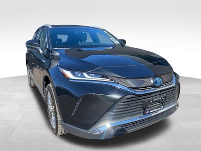 Used 2021 Toyota Venza XLE w/ Softex Package
