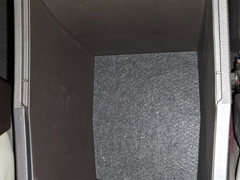 Used 2017 Hyundai Santa Fe Sport 2.0T image 17