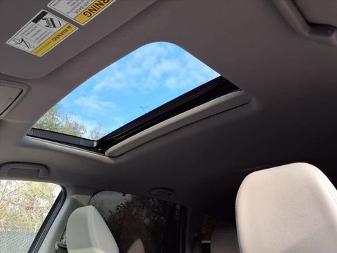 Certified 2022 Honda Pilot Special Edition image 15