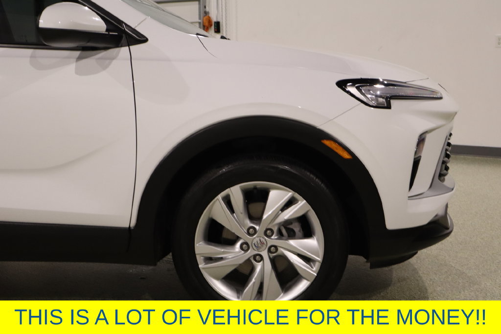 Used 2025 Buick Encore GX Preferred FWD image 12