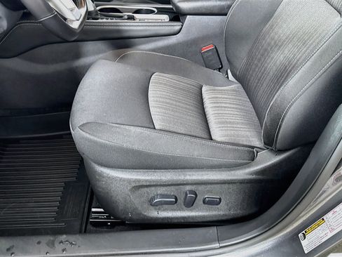 Used 2024 Nissan Altima 2.5 SV w/ SV Premium Package AWD/4WD image 22