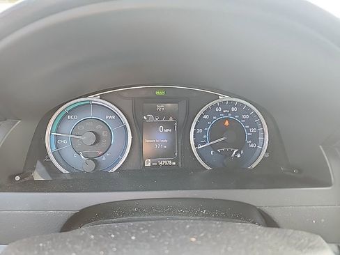 Used 2015 Toyota Camry XLE image 12