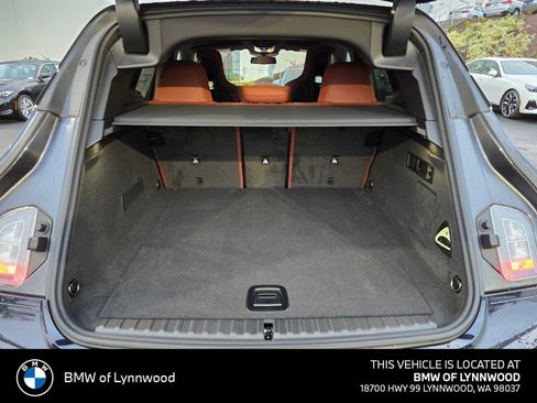 New 2026 BMW iX xDrive60 w/ M Sport Package image 14