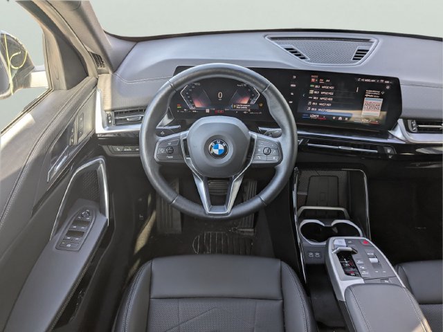 Used 2026 BMW X2 xDrive28i AWD/4WD image 13