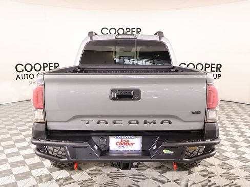 Used 2019 Toyota Tacoma TRD Off-Road image 20