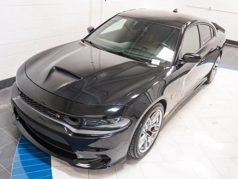 Used 2022 Dodge Charger Scat Pack w/ Plus Group RWD image 38