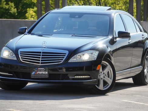 Used 2010 Mercedes-Benz S 550 4MATIC image 12
