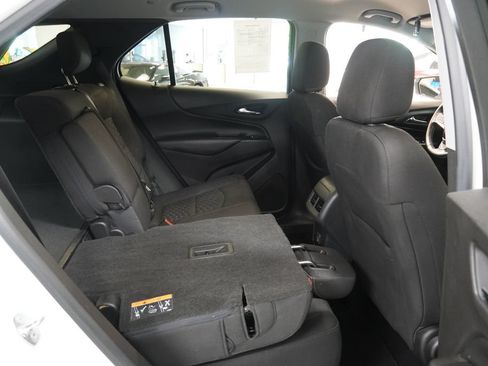 Used 2020 Chevrolet Equinox LT w/ Driver Convenience Package FWD image 33