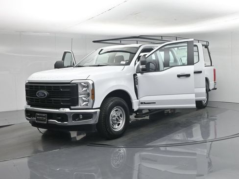 New 2026 Ford F350 XL w/ XL Chrome Package RWD image 35