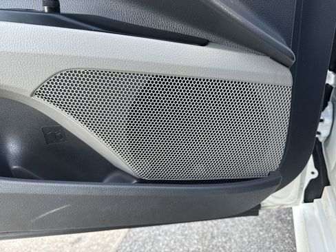 Used 2020 Toyota Camry LE image 25