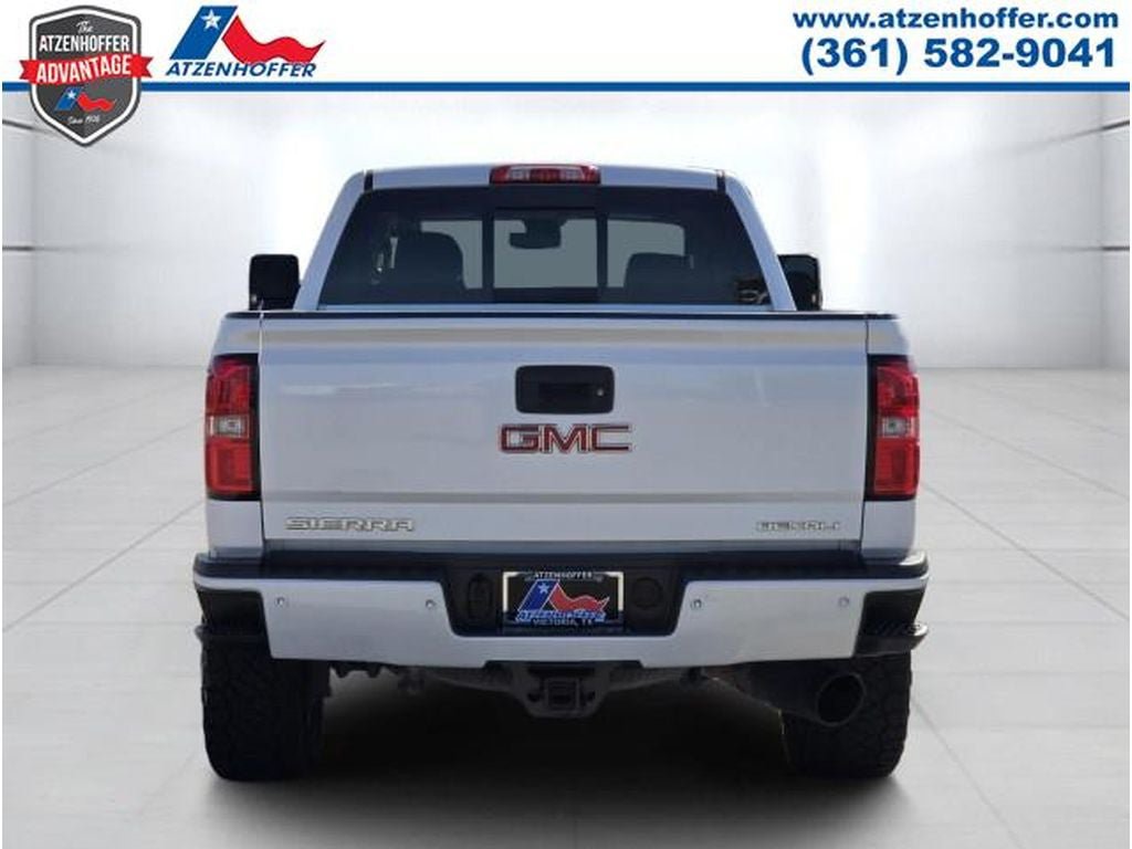 Used 2019 GMC Sierra 2500 Denali w/ Duramax Plus Package AWD/4WD image 4