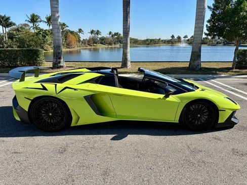 Used 2016 Lamborghini Aventador LP 750-4 Superveloce image 7