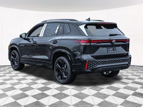 New 2026 Volkswagen Tiguan SE R-Line image 19