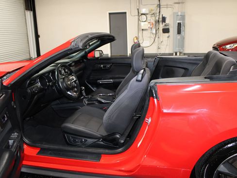 Used 2016 Ford Mustang Convertible w/ Equipment Group 051A RWD image 32