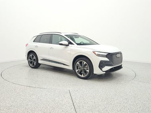 Used 2023 Audi Q4 e-tron Premium Plus w/ Premium Plus image 3