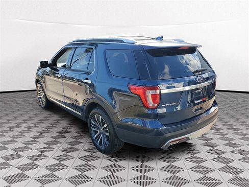 Used 2017 Ford Explorer Platinum image 4
