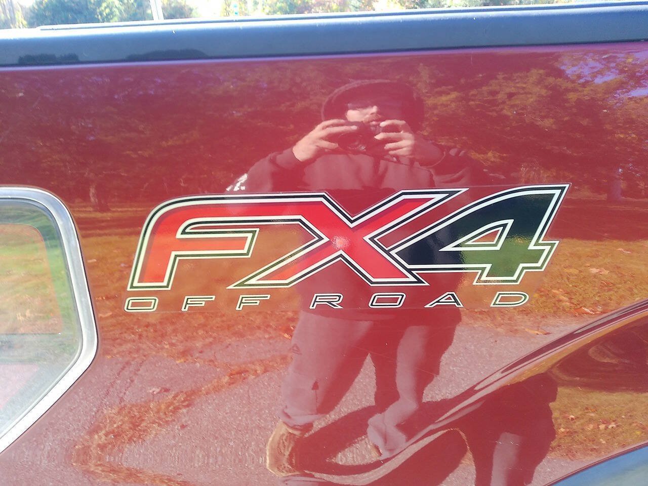 Used 2014 Ford F150 FX4 w/ Equipment Group 402A Luxury AWD/4WD image 10