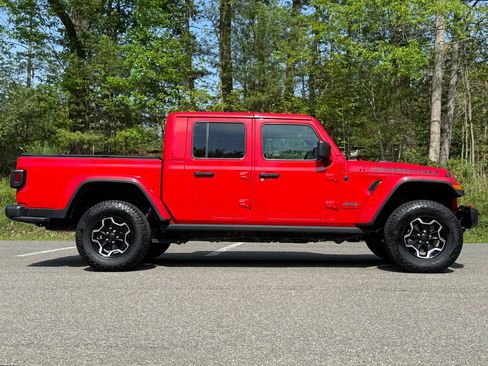 Used 2020 Jeep Gladiator Rubicon AWD/4WD image 4