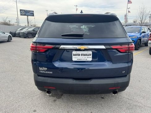 Used 2023 Chevrolet Traverse LT image 5