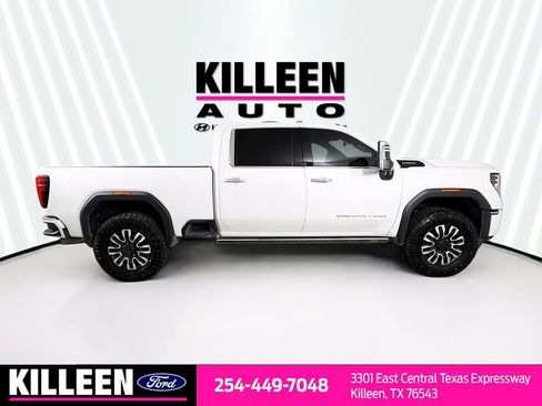 Used 2024 GMC Sierra 2500 Denali Ultimate AWD/4WD image 9