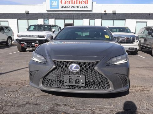 Used 2022 Lexus ES 300h F Sport image 5