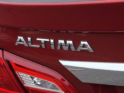 Used 2016 Nissan Altima 2.5 SV image 29