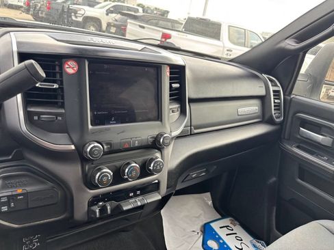 Used 2024 RAM 3500 Big Horn AWD/4WD image 11