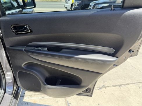 Used 2020 Dodge Durango R/T w/ Blacktop Package RWD image 28