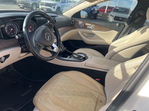 Used 2017 Mercedes-Benz E 300 image 12
