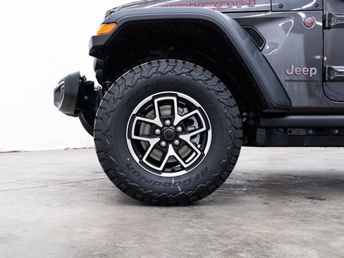 New 2026 Jeep Wrangler Unlimited Rubicon AWD/4WD image 7