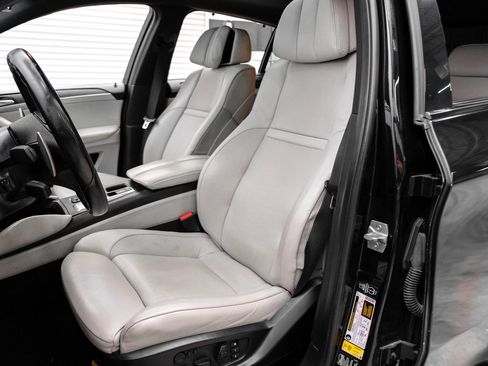 Used 2014 BMW X6 M image 15