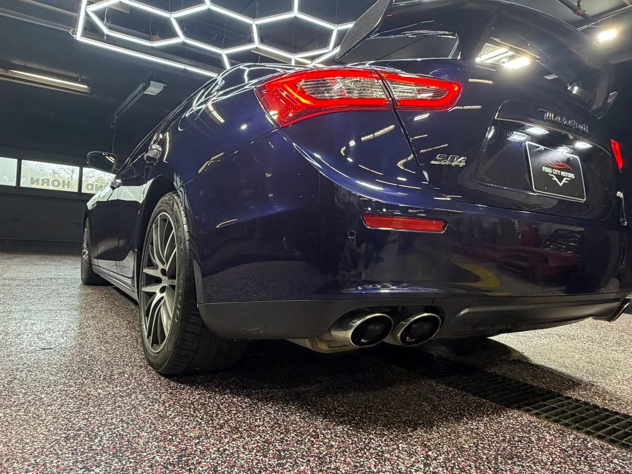 Used 2017 Maserati Ghibli S Q4 AWD/4WD image 6