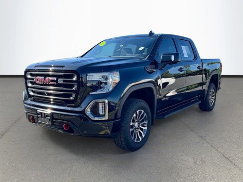 Used 2021 GMC Sierra 1500 AT4 w/ AT4 Value Package AWD/4WD image 3