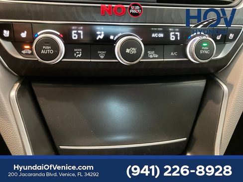 Used 2019 Honda Accord Touring image 17