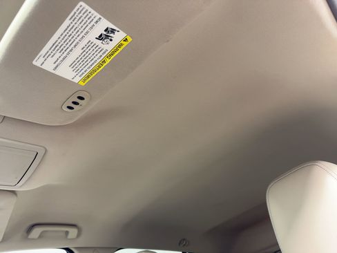 Used 2011 Ford Edge Limited image 15